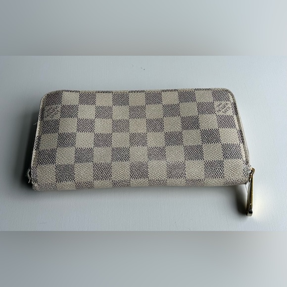 AUTHENTIC!! Louis Vuitton Zippy Wallet. Damien Azur - Picture 8 of 8